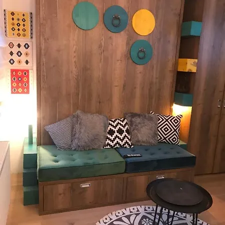 Olimpijska Kuca - A708 * Jahorina